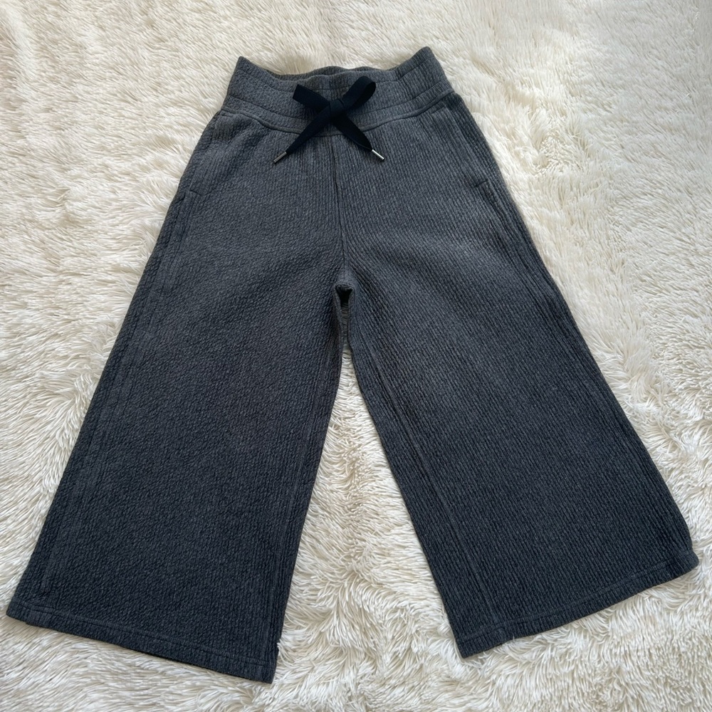 Lululemon Charcoal Ribbed Knitted Wide-Leg Cropped Pants